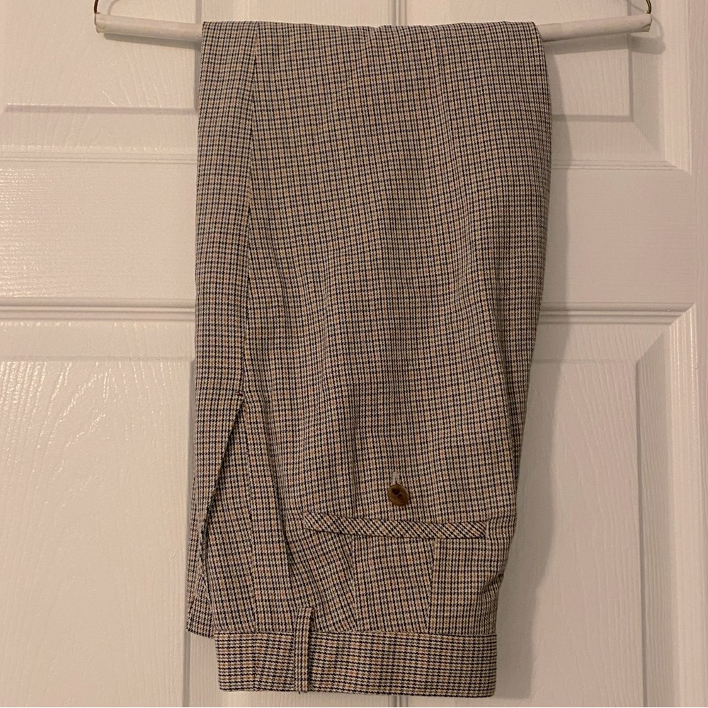 Pattern pants